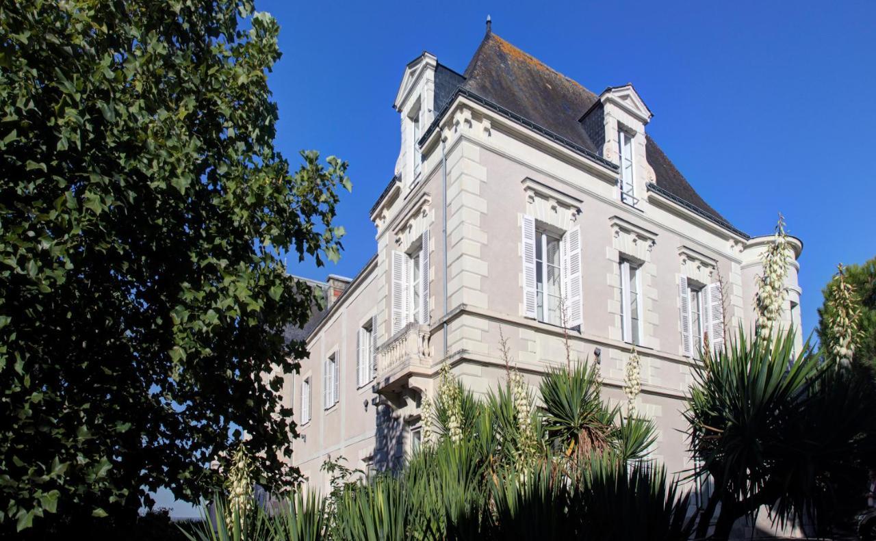 Vignoble Chateau Piegue - Winery Bed & Breakfast Rochefort-sur-Loire Eksteriør bilde